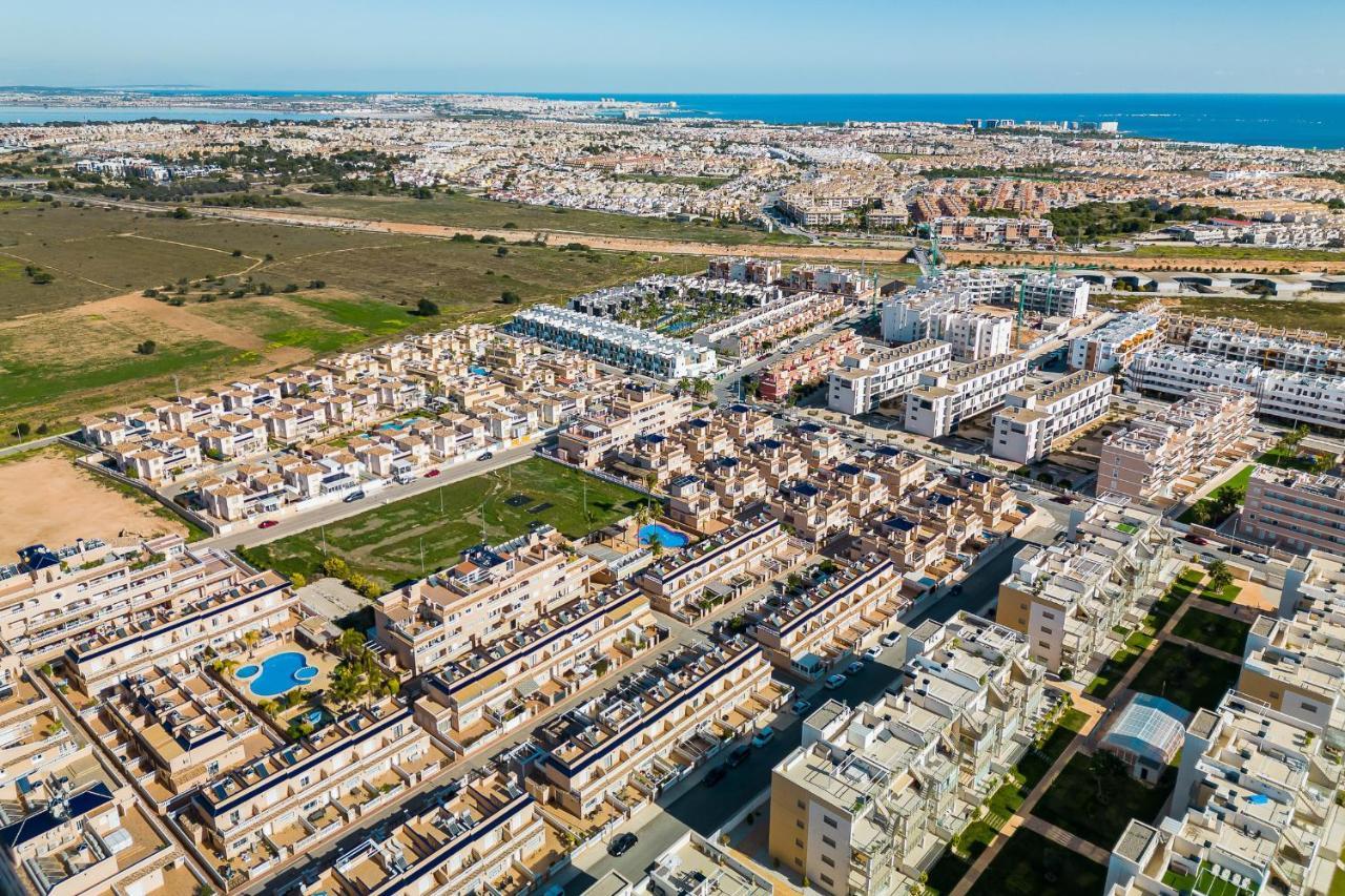 Bungalow La Zenia Cerca De La Playa Orihuela Luaran gambar